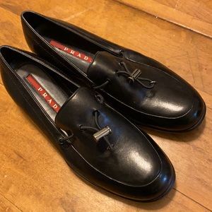 Black Leather Flats Regular 
Size: US 9.5 Italy